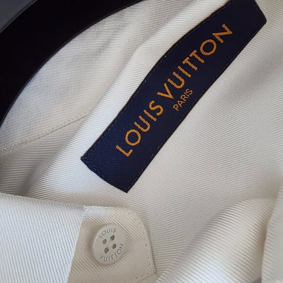 Louis Vuitton Limited Edition Silk Dress Shirt (New) - Picture 4 of 9